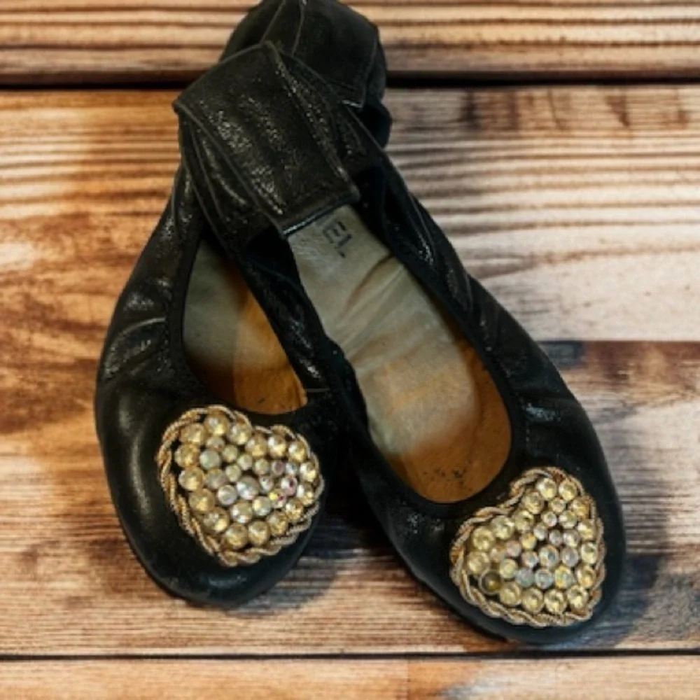 Chanel Black/Gold Leather Camellia Sz 39 EUR 9 US Beaded Scrunch Ballet Flat